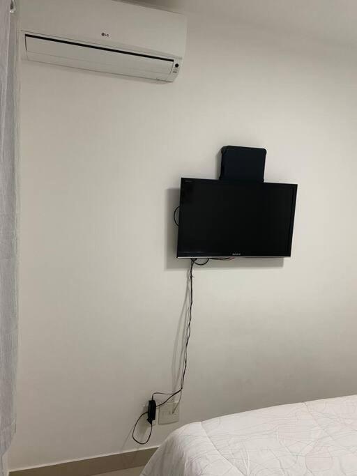 3045- Ao Lado Do Hosp Einstein Apartamento *