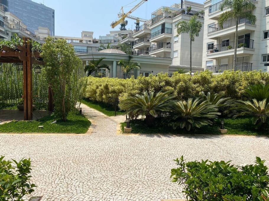 3045- Ao Lado Do Hosp Einstein Apartamento *